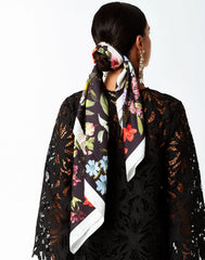 Sabina Scarf