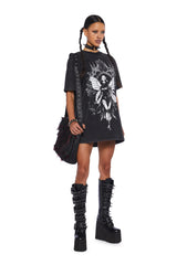 Floating Sorceress Graphic Tee