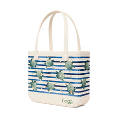 Baby Bogg Bag in Shell Yeah Turtle