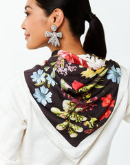 Sabina Scarf
