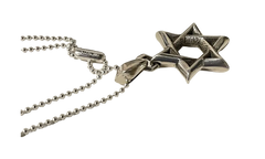 Medium David's Star Necklace Silver CHRM0752