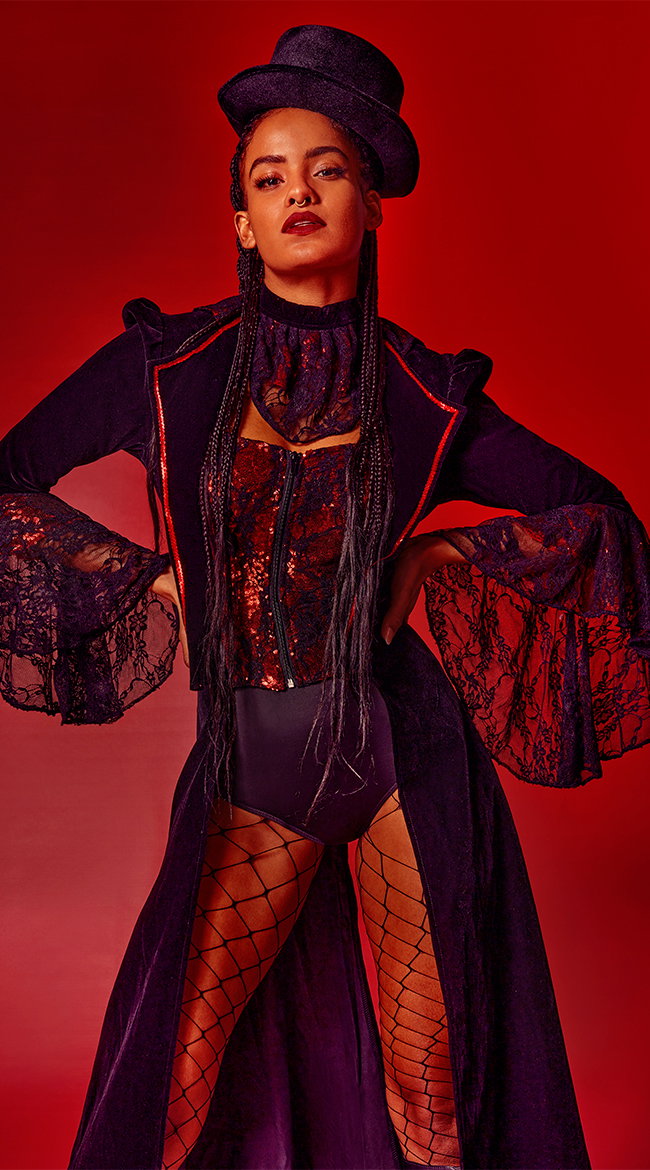 Lusty Lace Vampire Costume - Image 6