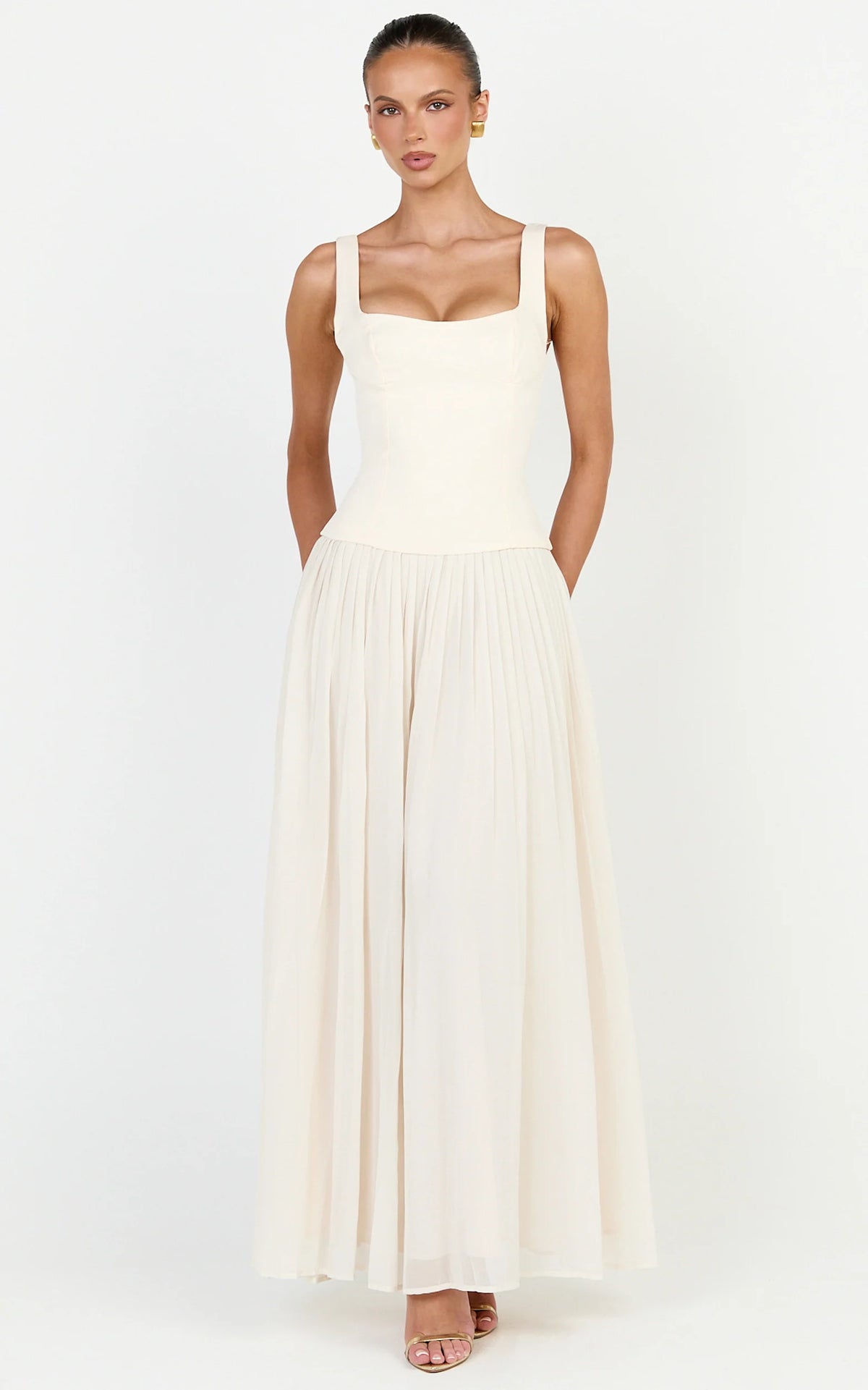 Amoura Maxi Dress