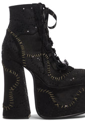 Lover’s Duet Platform Boots - Black